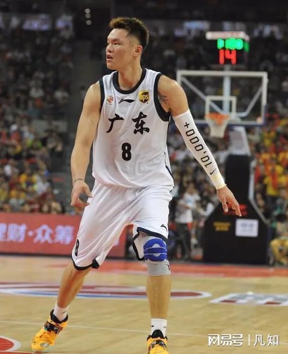 命苦的体操女神：遭富豪丈夫背叛儿子眼睁睁被抢最终净身出户完美体育(图7)