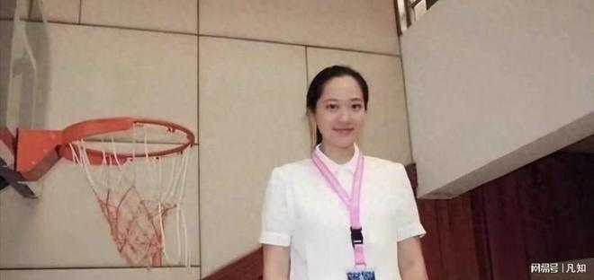 命苦的体操女神：遭富豪丈夫背叛儿子眼睁睁被抢最终净身出户完美体育(图22)