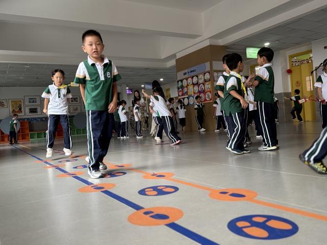 如何激发运动兴趣？创新“午间运动超市”｜学生每天综合体育活动2小时③(图3)