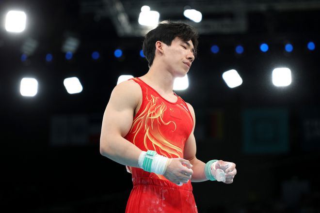 全运会男子体操单杠决赛张博恒以14860分夺得金牌(图3)