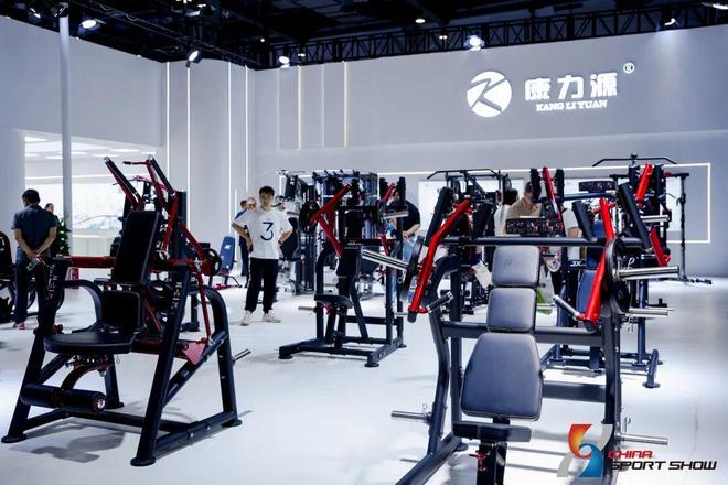 完美体育「百亿」目标下体育用品业的布局与突围(图10)