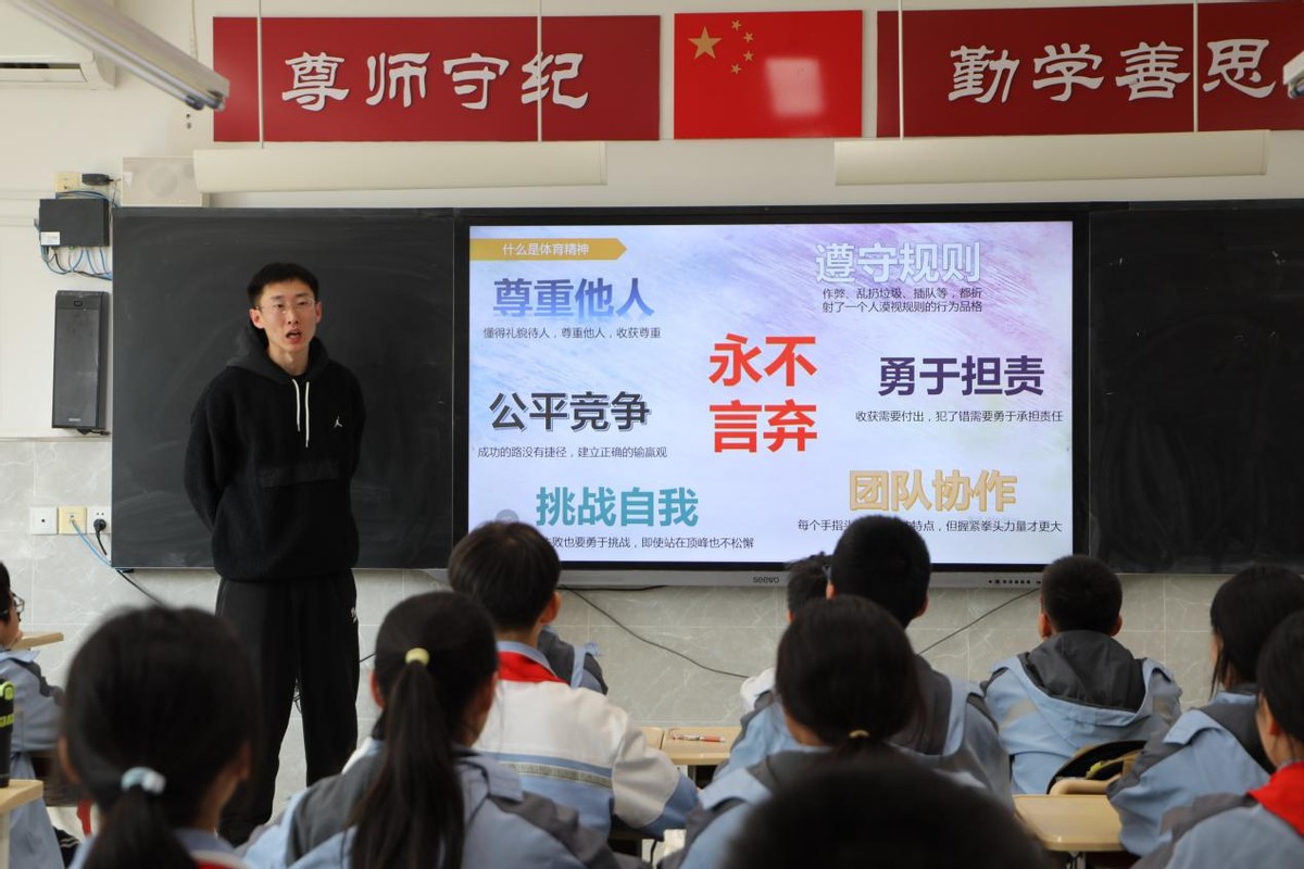 完美体育网站浐灞国际港：校园新程多元绽放立德树人聚力前行(图6)