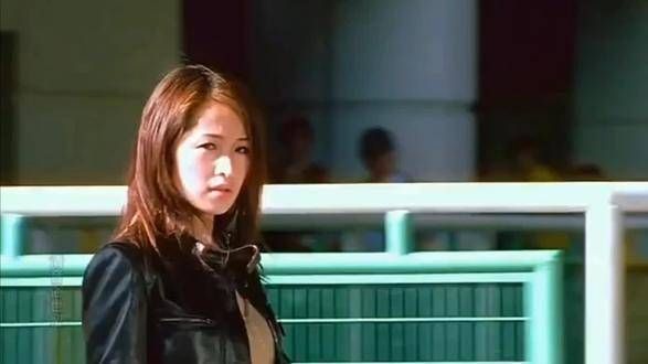 萧亚轩全新归来：梦太短遗憾又太长(图3)