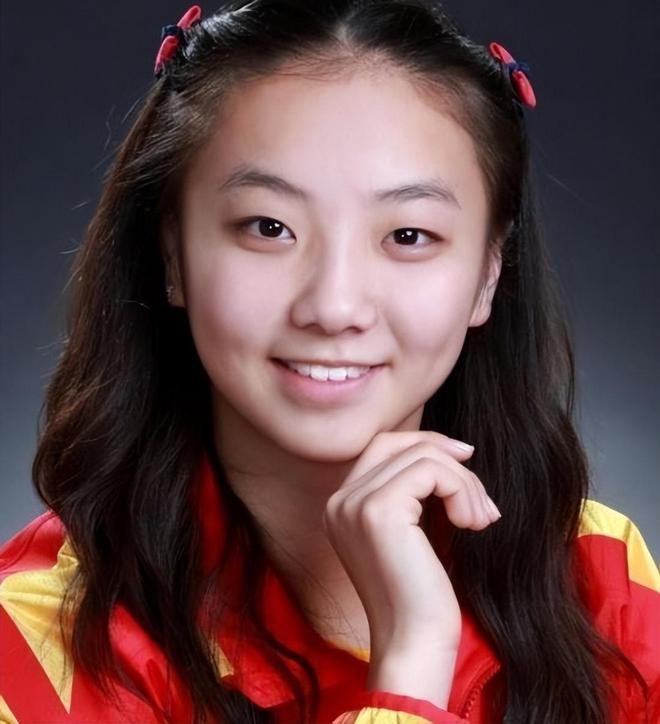 她被誉为体坛第一美女身材傲人不输潘晓婷18岁就与杨鸣谈恋爱(图2)