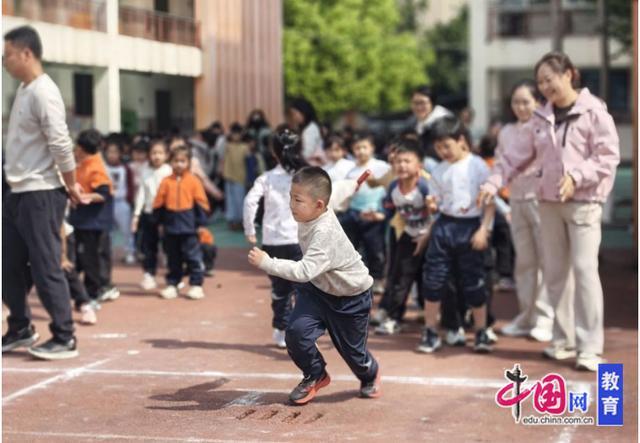 春潮涌动赛场少年逐梦飞扬宜宾江安东城小学田径运动会圆满落幕(图3)