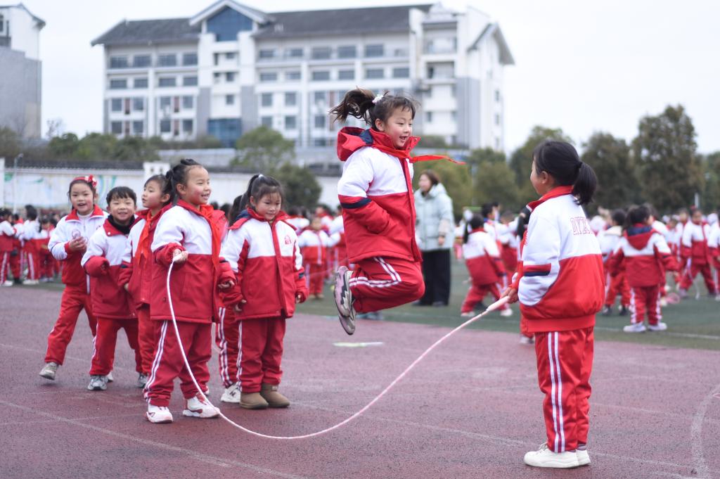 设施近民老幼同惠科技赋能——代表委员话“十四五”全民健身计划实施成效(图4)