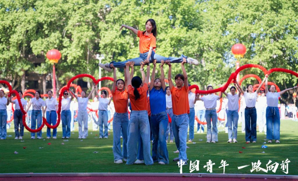 西安交大第六十三届田径运动会开幕(图11)