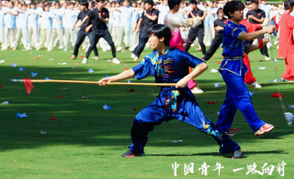 西安交大第六十三届田径运动会开幕(图9)